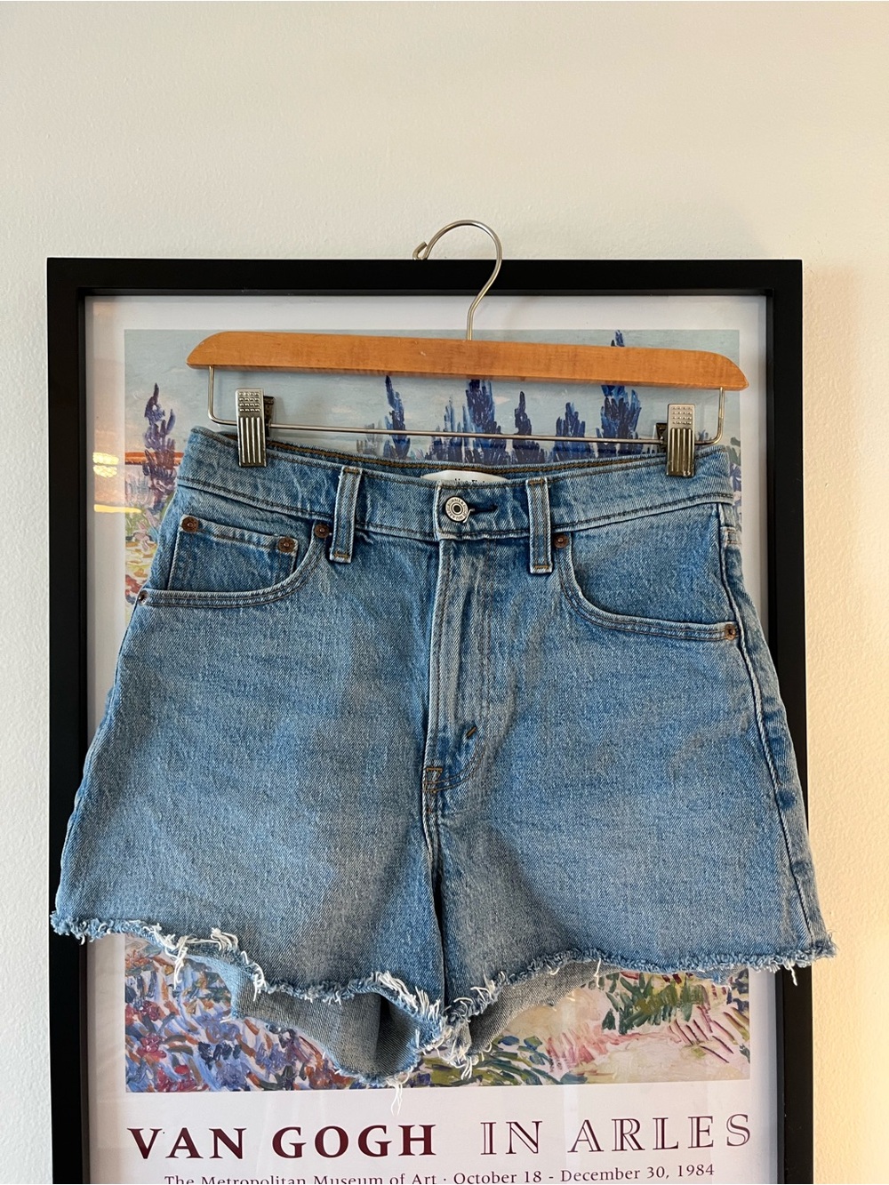 Abercrombie & Fitch 90s Relaxed Cutoff Shorts High Rise Denim Size 2/26 - Picture 3 of 6